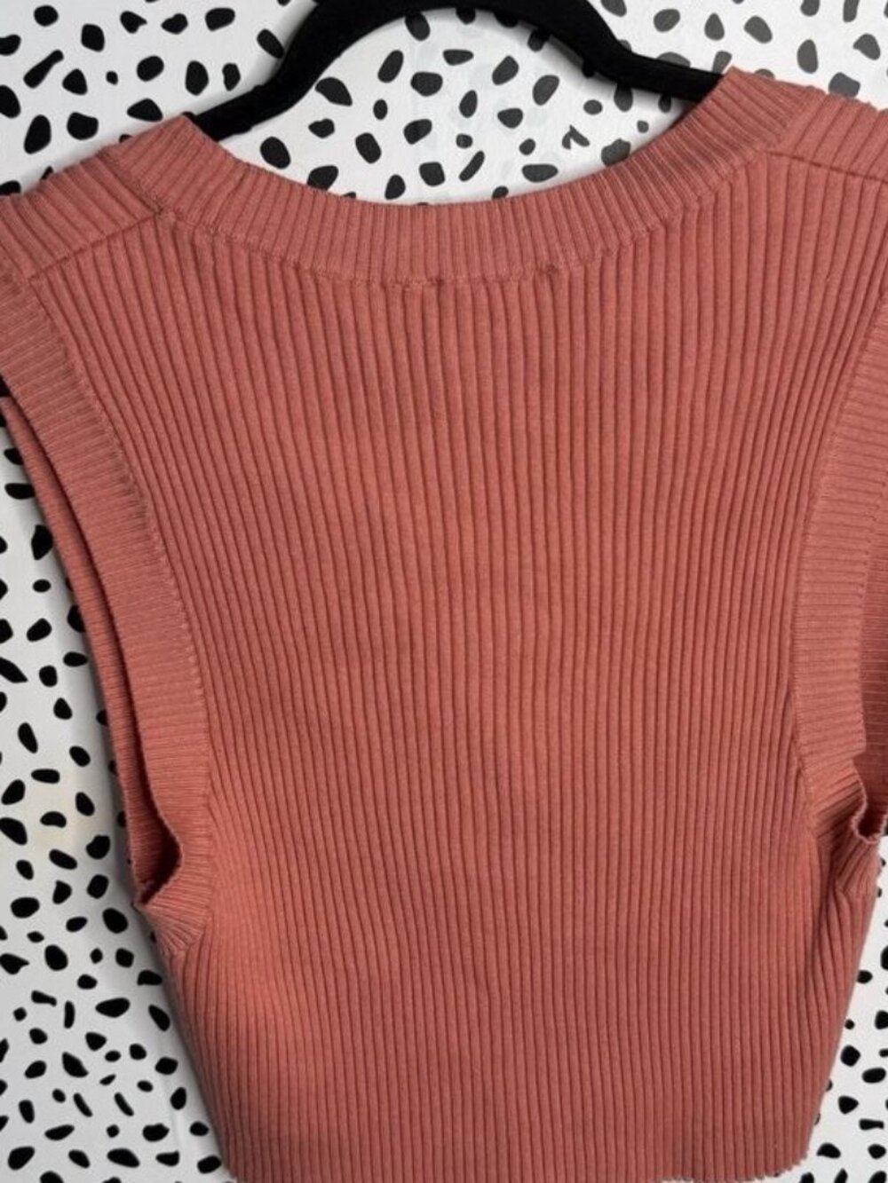 Womens Sweater Vest Top Button Front Knit Ribbed M Pink - Picture 3 of 3